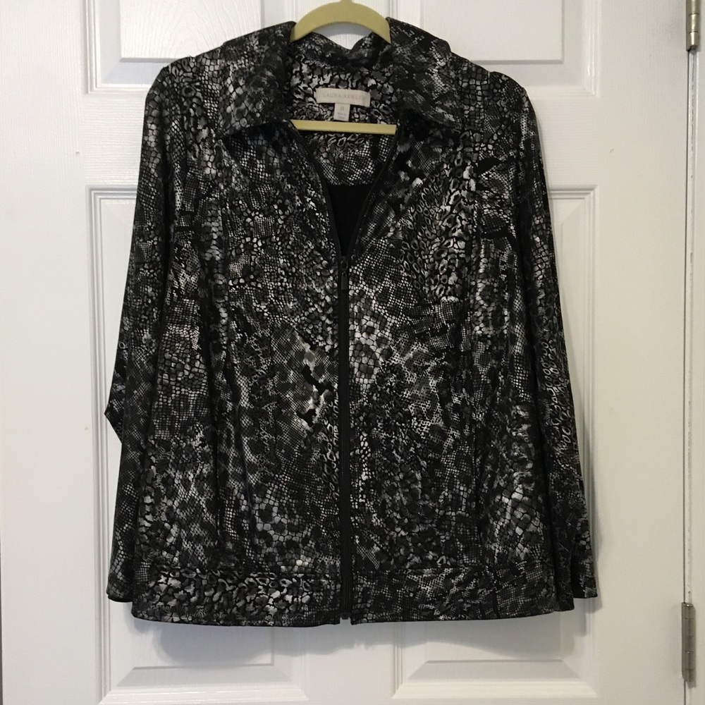 Snake skin/lace design jacket